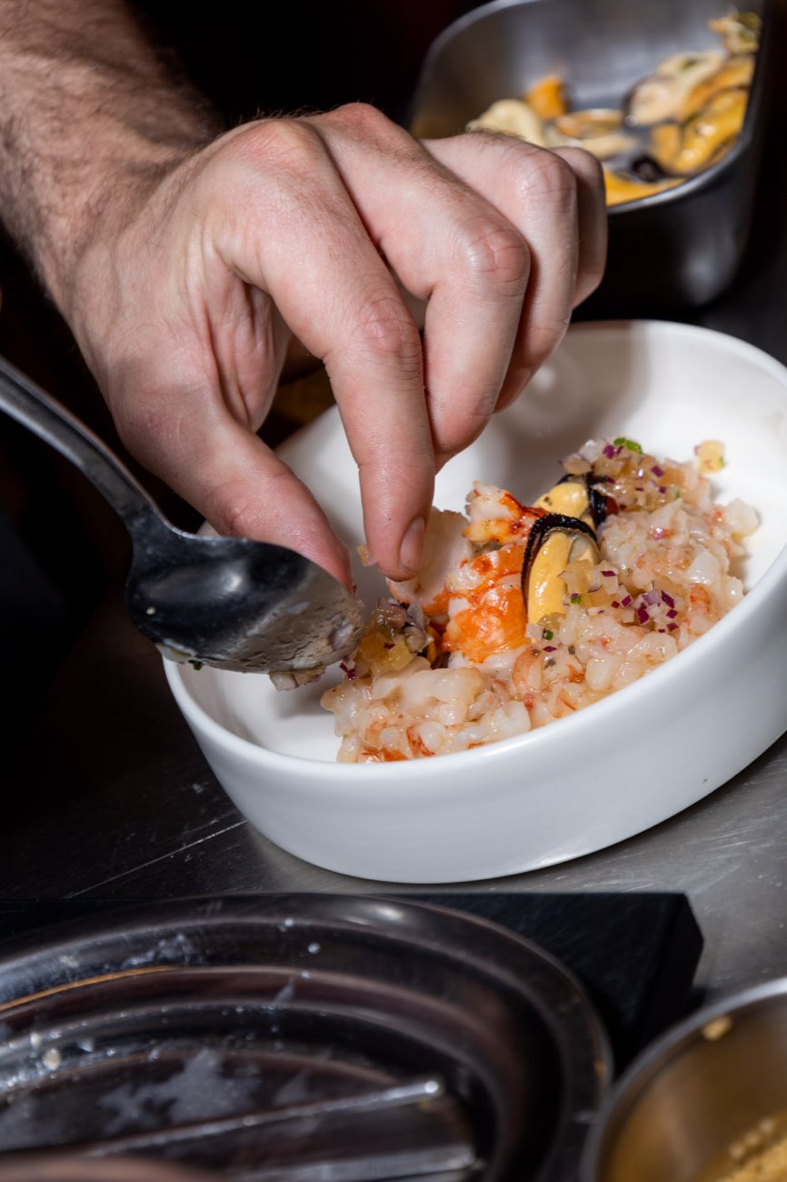 Plating at the pass at Quincé